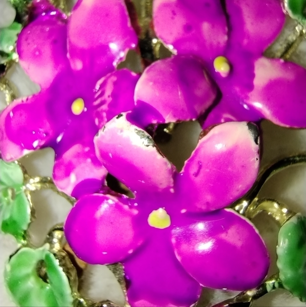 Vintage Exquisite March Violet Enamel Birthday Flower Brooch England - Picture 4 of 6